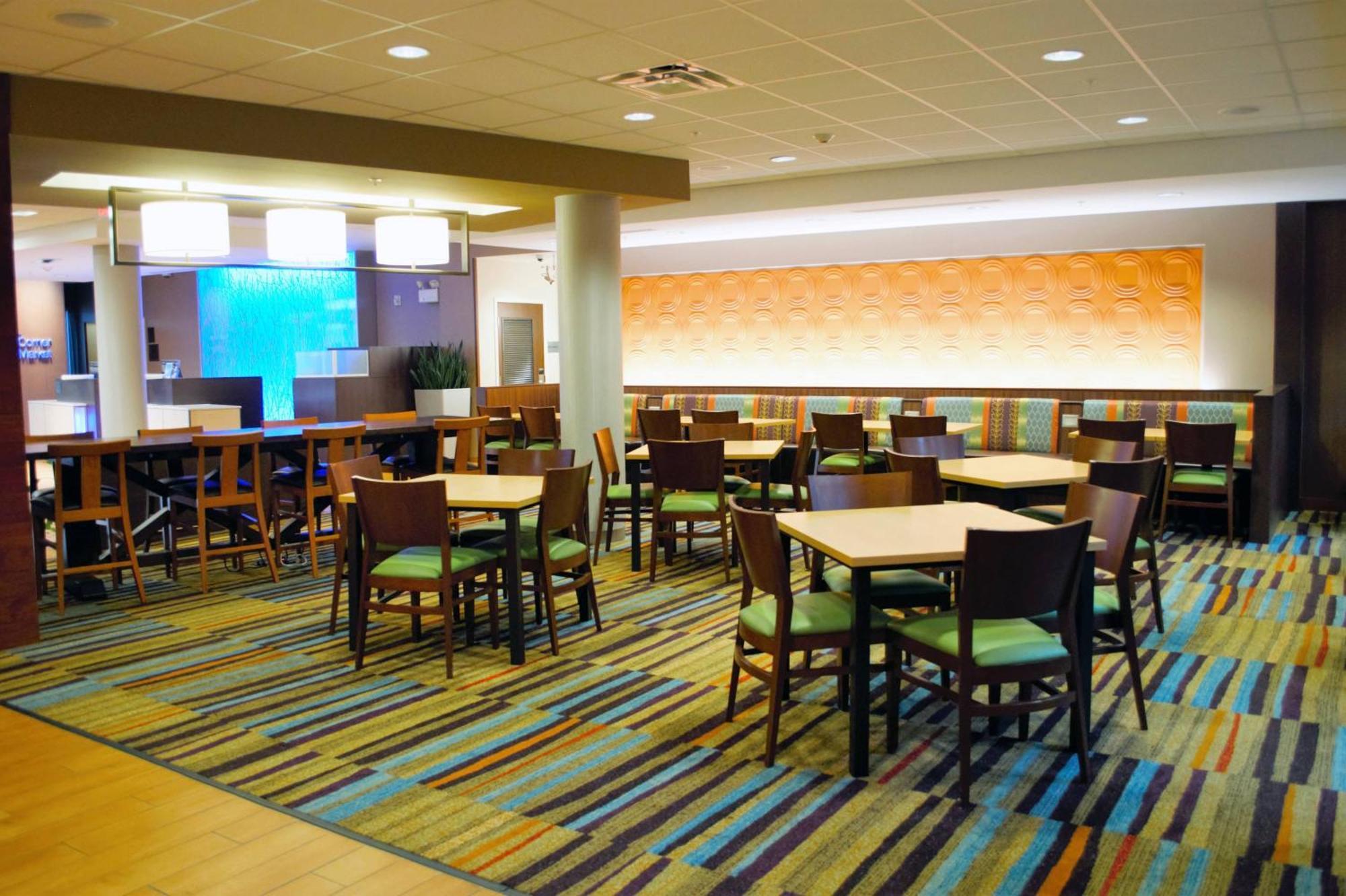 Fairfield Inn & Suites By Marriott Stroudsburg Bartonsville/Poconos Ngoại thất bức ảnh